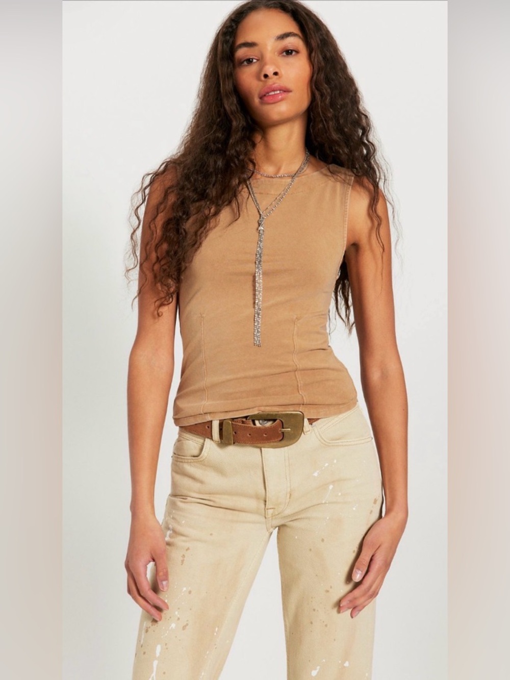 Iconic tank in tannin